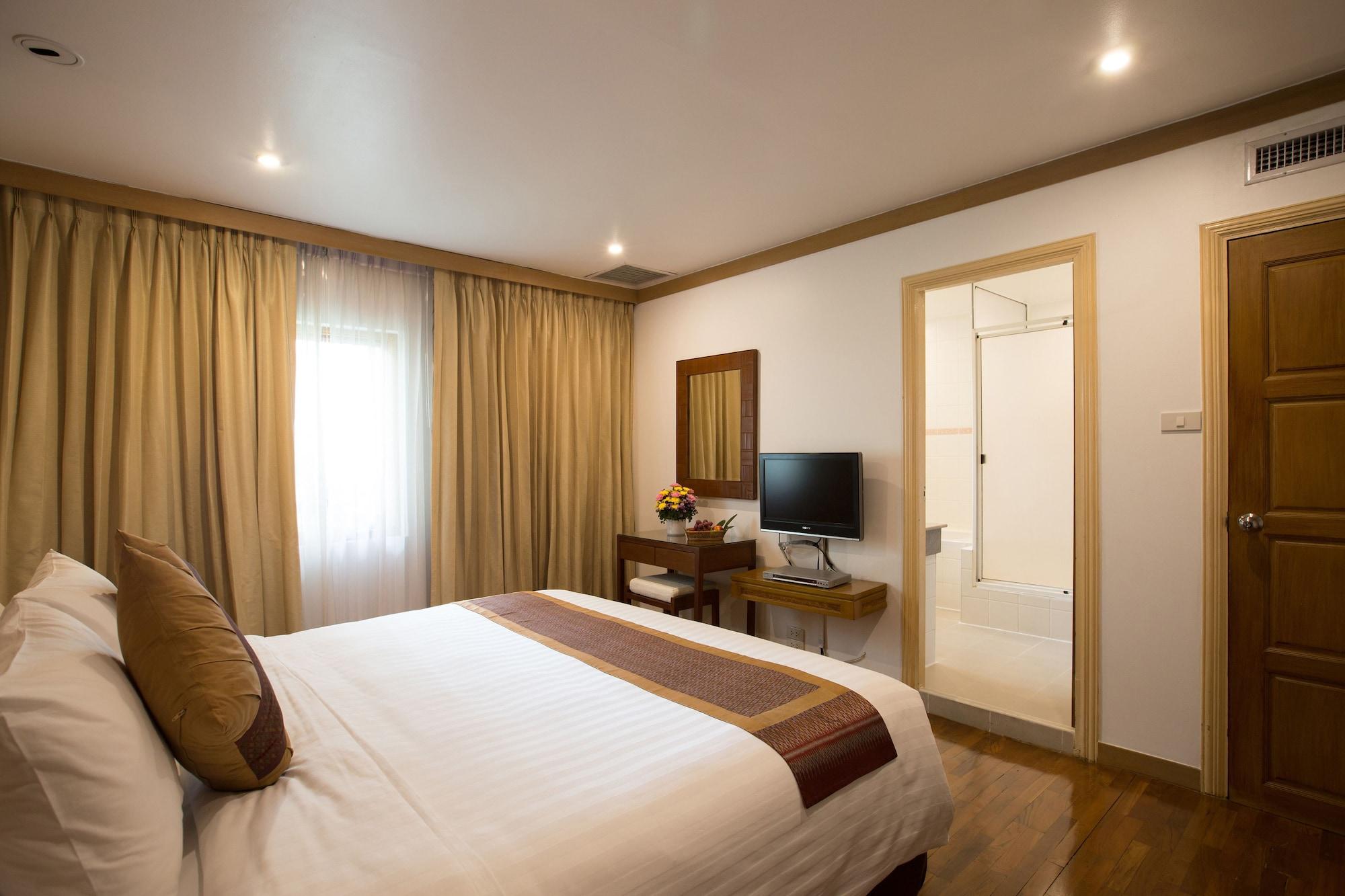 The Tarntawan Hotel Surawong Bangkok Buitenkant foto