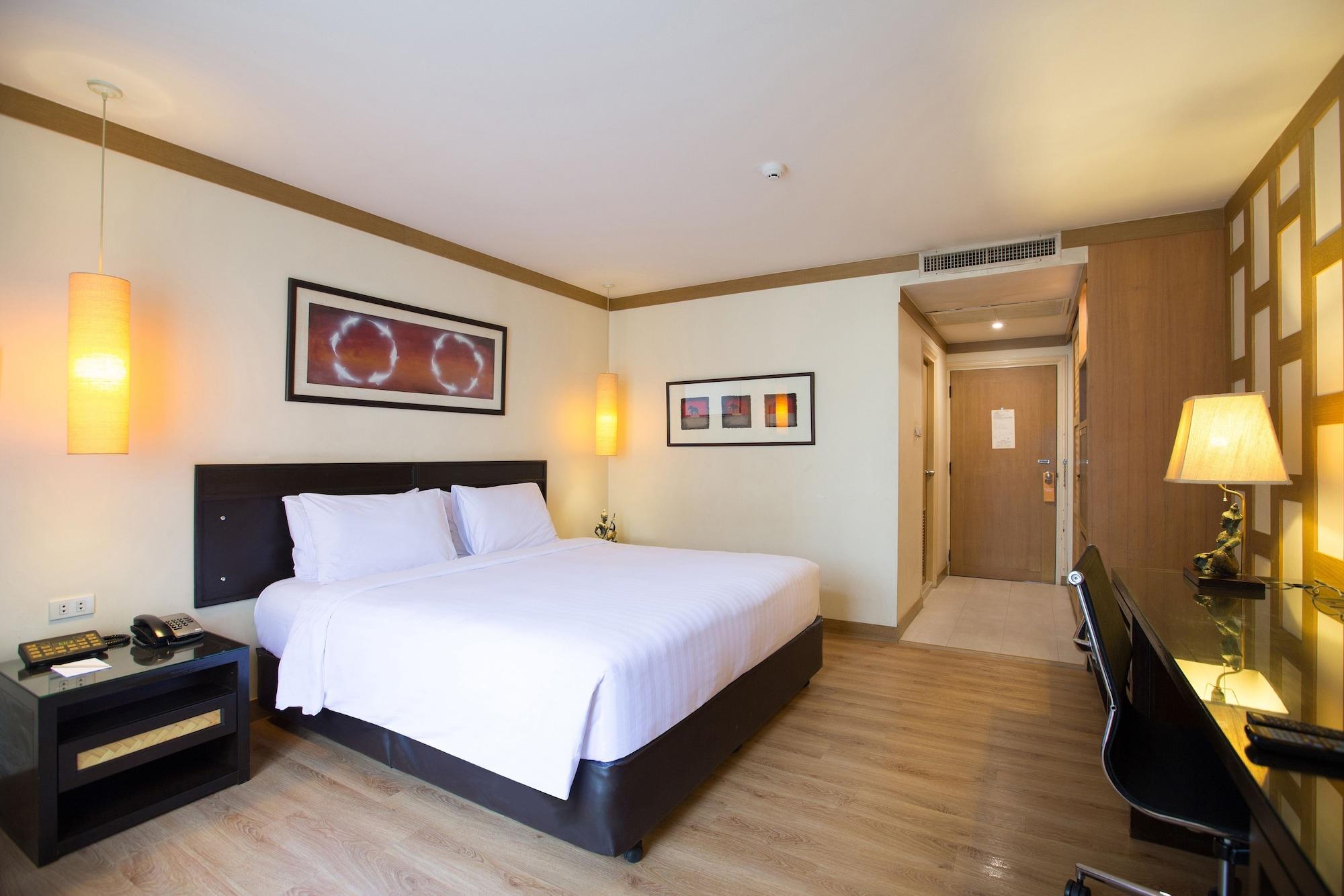The Tarntawan Hotel Surawong Bangkok Buitenkant foto